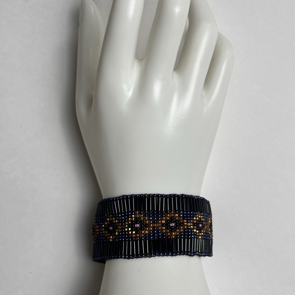 Vintage Beaded Bracelet 7 Inch‎ Multicolor Geometric Design Boho Southwestern